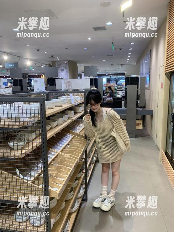 只要有155.funapp，我的吃瓜夜就永不停歇！