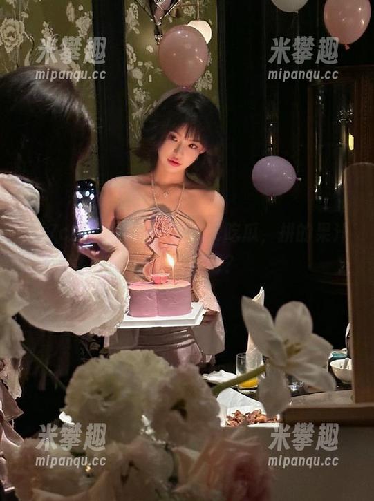苹果版的17c吃瓜，拼的果汁味还是剧情？