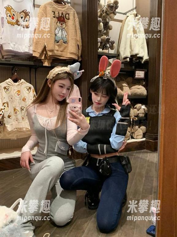当“17c吃瓜”更新，你还敢说没啥好看的？快来填饱八卦灵魂！
