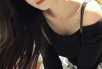 咱们17c吃瓜的资源也太诱人了，黑料一片片，眼前一亮！