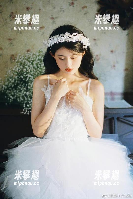 瑟瑟发抖中，17吃瓜网更新的瓜总是让我怀疑人生