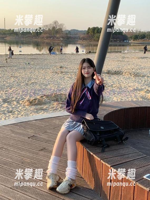 51吃瓜 吃瓜不只在嘴边,观看51吃瓜,下载再加分!