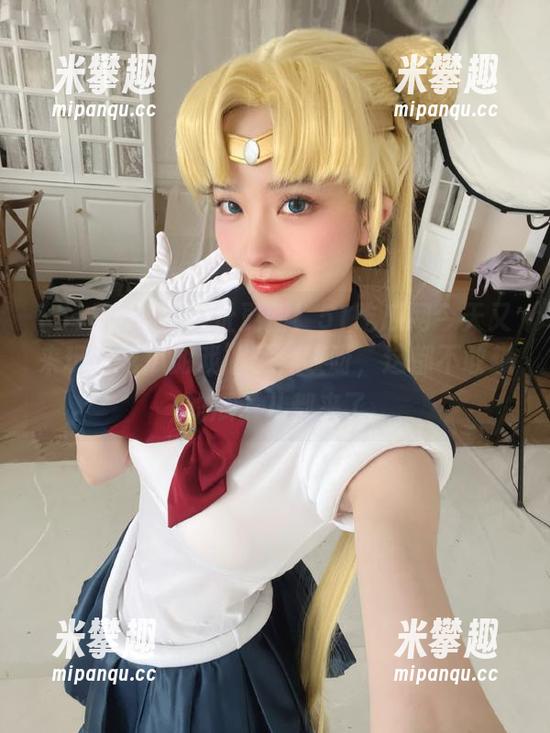 51吃瓜网 网址更新!51吃瓜网今天又来玩“吃瓜游戏”了,哎呀,这都不敢想的瓜子儿都来了