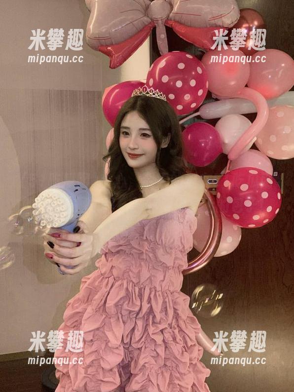 小心，今天的瓜在51吃瓜网的ios挖掘机里，新鲜得像早上的包子！