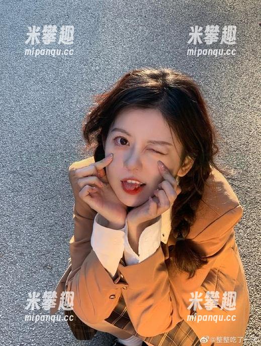 喝茶看热闹？下载52吃瓜，体验全新吃瓜乐趣！