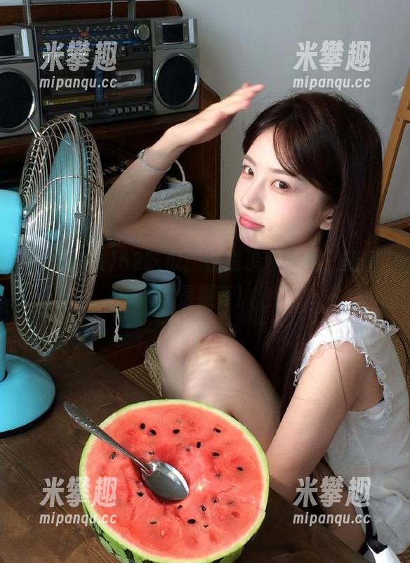 52吃瓜：在线追剧边嘲，简直就是福音！