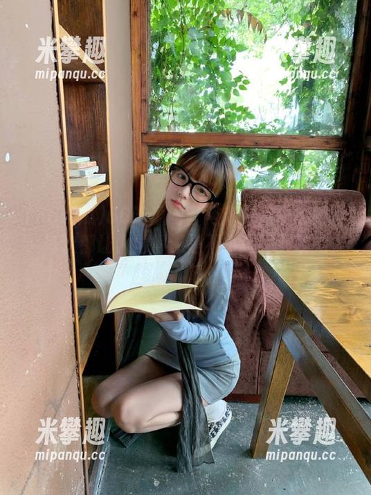 66吃瓜网官网新鲜出炉的更新，每次都让人觉得像是不小心翻到了别人的日记。