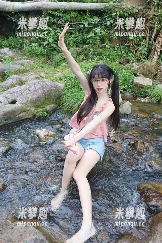 718.sx 瓜田李下的八卦,718.sx链接玩得飞起,不来体验一下吗?