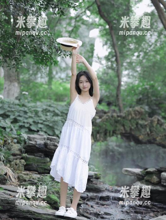 啊，被718吃瓜网苹果版吸引了，完全沉浸在各种瓜的漫游中。