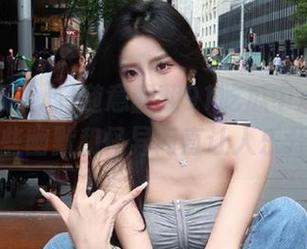 随意翻翻91吃瓜中心的地址，那些幽默和怪异简直让人乐开怀。