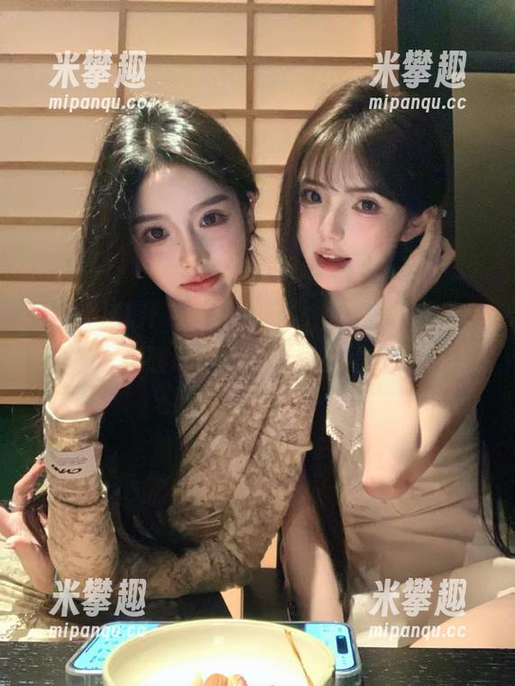 打开“fuli121”，感觉每个分享都充满暧昧的气息，奇妙得不行。