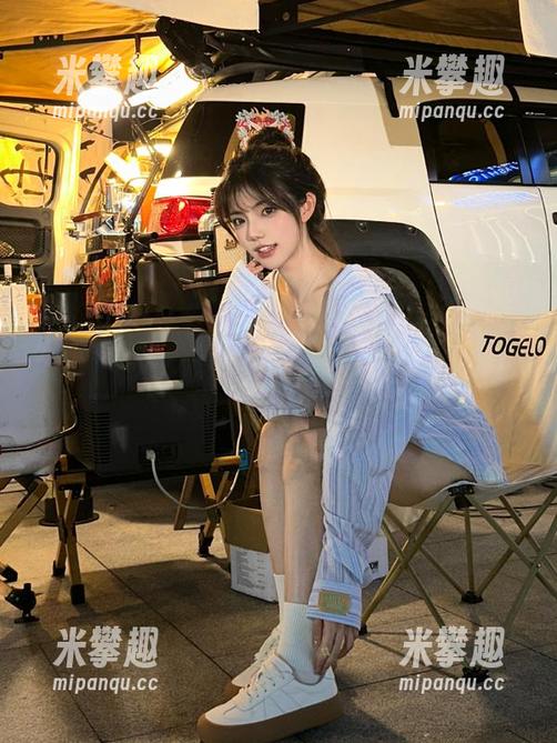 fuli 只是登录“fuli33.lv”,随便刷几条,却不小心陷入了八卦的漩涡,这到底是哪里来的能量?