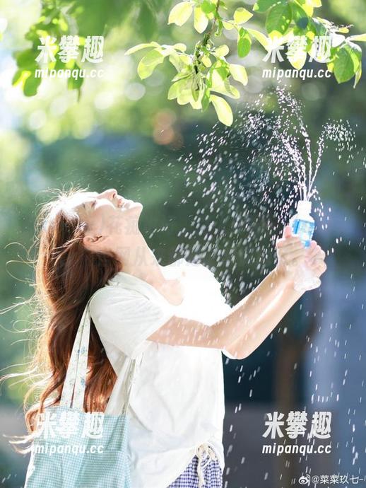 soootv 花痴也好,路人也罢,“soootv”官网从来都是个梦游地带。