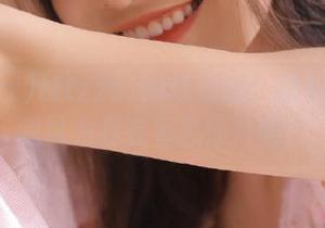 tttzzz.su苹果版：黑料入口？我以为我在看恐怖片呢！