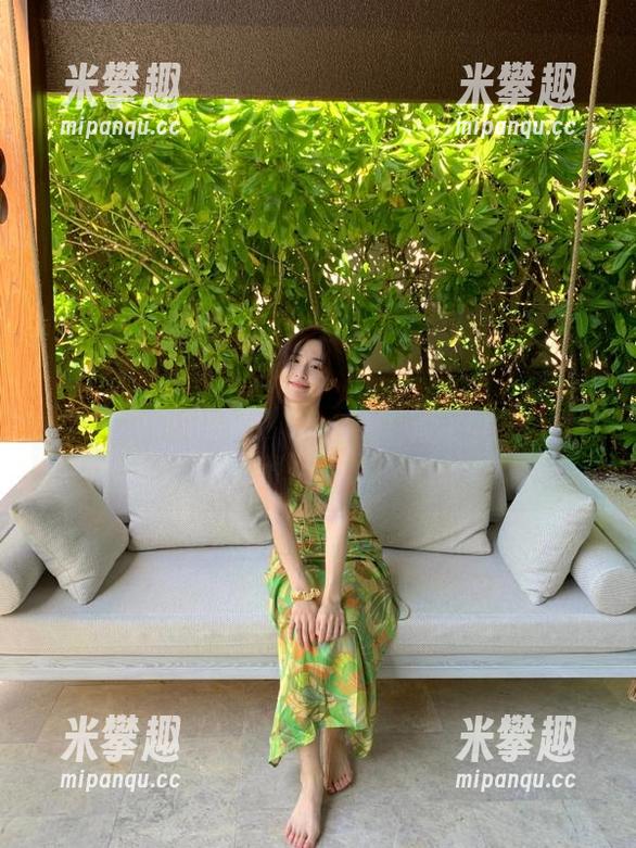 一边吃瓜一边追“www.51cg.world”的热度，真心希望不要被免费的伤害蒙蔽了双眼。