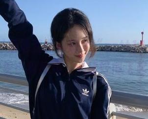 落地就能闲逛，“zztt11”上免费看小猫视频，心情好得飞起！