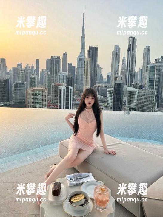 听说“zztt01”传送门后面藏着不少好戏，敢不敢来一探究竟？