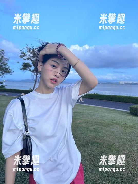 zztt黑料 打卡zztt黑料,传说中永不迷路的八卦专家!