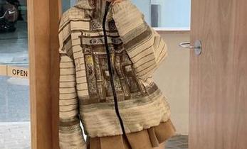 五一吃瓜群众的视频，今日的定点干炸瓜跟着你，让你目不暇接！