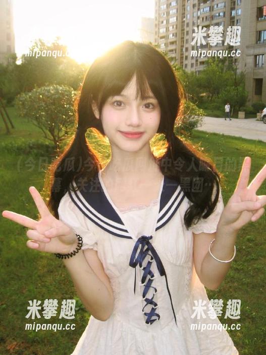 今日吃瓜网址中令人瞩目的黑幕，关注的网红一天一黑团…
