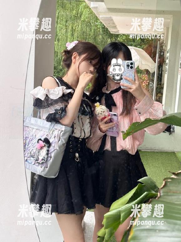 吃瓜大本营，满是来自地球另一端“永久”的八卦