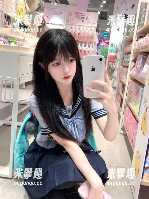 吃瓜爆料 每天都刷iOS上的网红吃瓜爆料,不累吗?我已经快要成吃瓜赛手了。