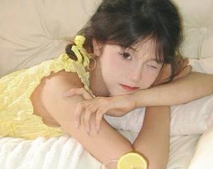 吃瓜网51的视频停不下来啊，明明知道半夜看不该看，但就是想看。