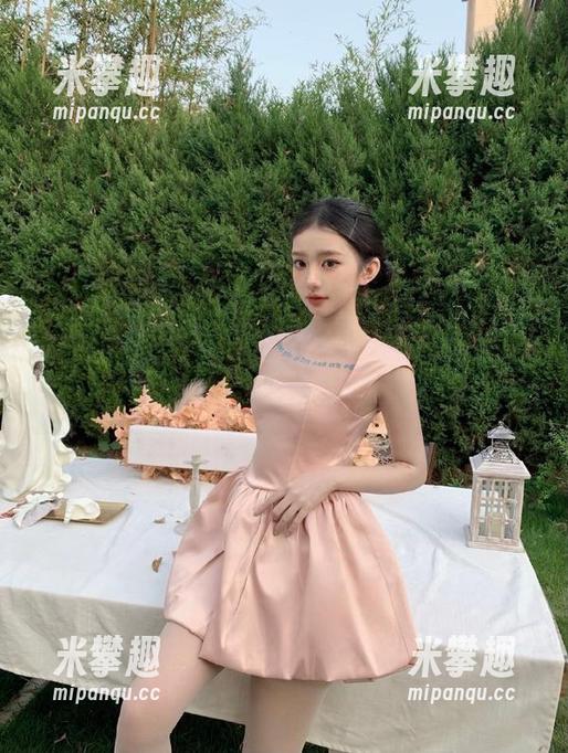 “永久”待机，只为在吃瓜网app捕捉最新八卦动态！