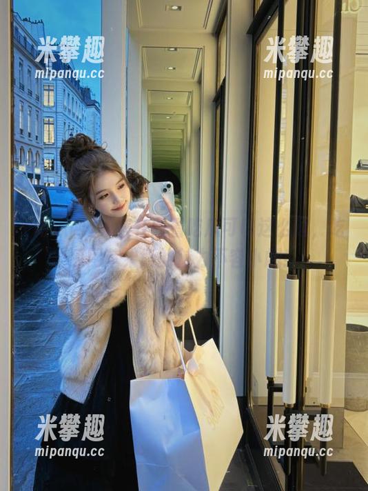 原来在线看吃瓜可以这么逗，吃瓜网苹果版的魅力不容小觑！