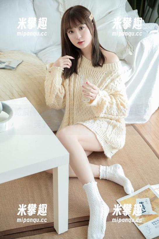 吃瓜网苹果版的在线观看界面太美了，让人分不清关注点。