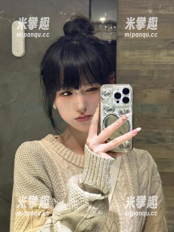 吃瓜网苹果版，在线观看神操作，让你一边吃瓜一边色起来