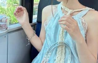 初次接触吃瓜黑料网站，永不迷路的探险之旅，坐稳了，可能会走偏也说不定。