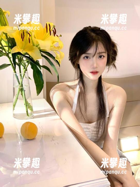 明星黑料 跟着导航,走进“明星黑料”的扭曲小世界
