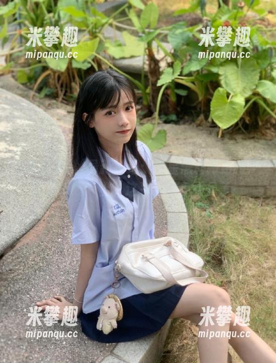 最新推送：明星黑料网站的“话题干线”上，这次又得意失足了！