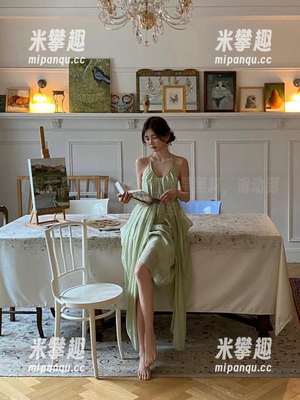 用ios翻看明星黑料，滑动到手酸也是种幸福！