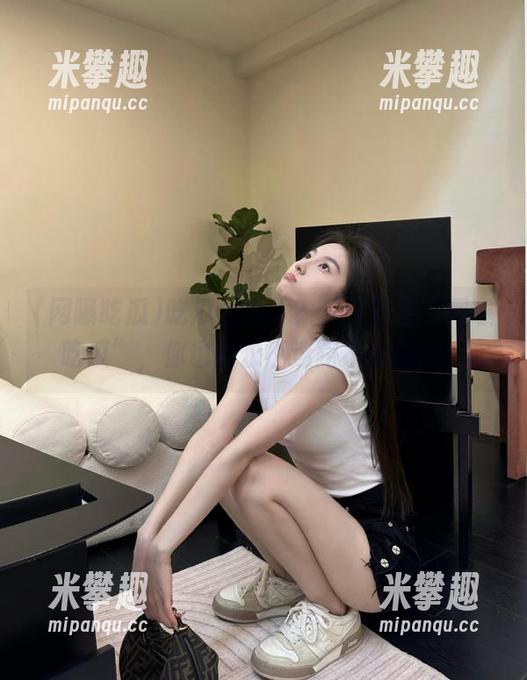 吃瓜太多了？只要跟着“网曝吃瓜”，你也能永不迷路不怕摔倒！