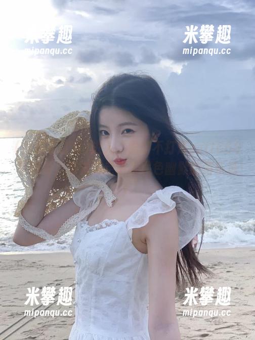 黑料不打烊 进入“黑料不打烊zztt668”网址,感觉像走进了黑色幽默的游乐场!