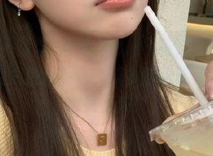 登录“黑料不打烊”后，传送门往期热搜停盘，瓜多到吃撑，肚子里都是八卦！