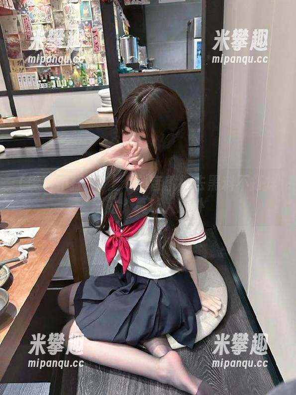 上个抖音就得去黑料不打烊网站，真让人意外