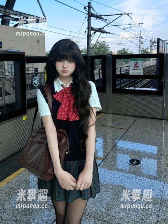 直达：用手机黑料不打烊的人，dns改好没？不然我们都玩不过去了！