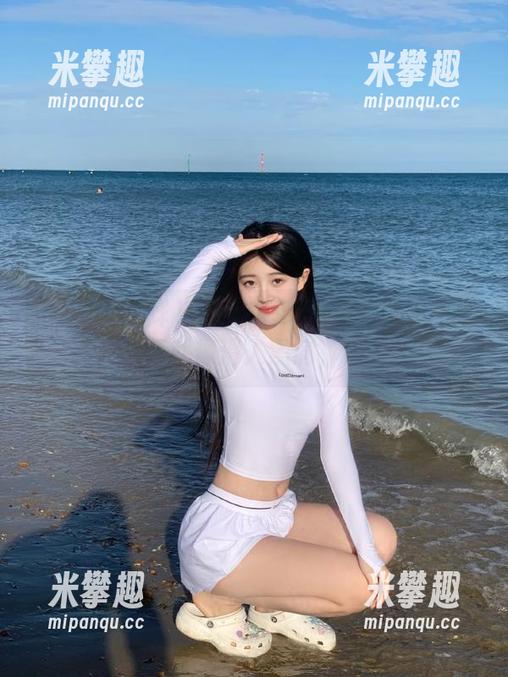 zztt21su黑料不打烊网页：滑动屏幕就像滑入黑洞，快来失联吧