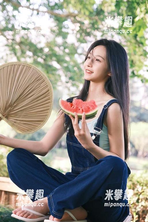 黑料不打烊 苹果版166.su黑料不打烊,瓜的种类简直让人眼花缭乱,有点小期待呢!