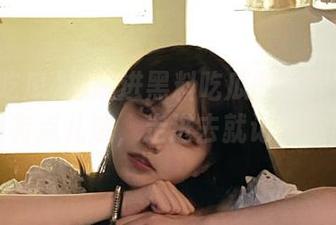想跳进黑料吃瓜的世界？这个传送门有点儿迷，走进去就记得跑出来！