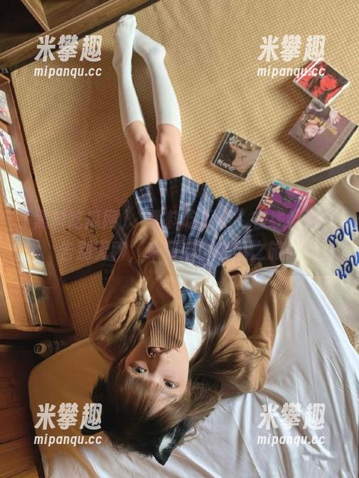 “黑料吃瓜网”在线畅聊，告别无聊，来场虚拟猎瓜之旅！