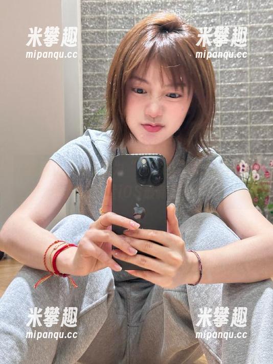 成为“迷路王”的孤勇者，黑料正能量iOS最新版助你！