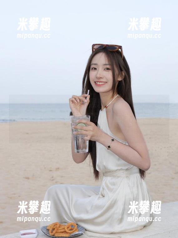 跟随“黑料正能量”网站的index.php，徘徊在吃瓜和技术之间，人在风中凌乱。