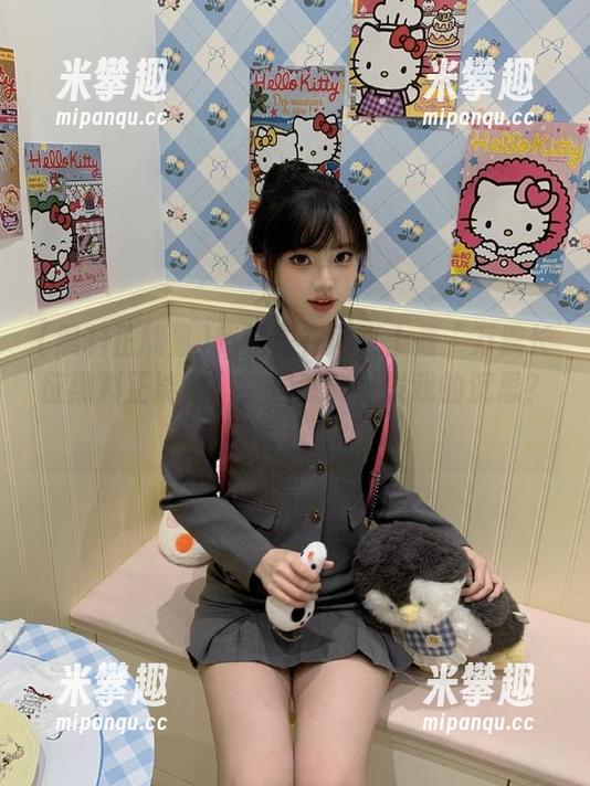 我就是在网页上看“万篇长征黑料正能量”，居然能引发我的沉思？真扯！