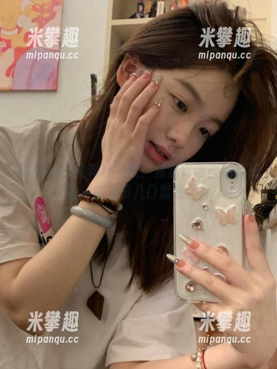 黑料社下载：资源省吃俭用的秘籍，结果没几口就没了！