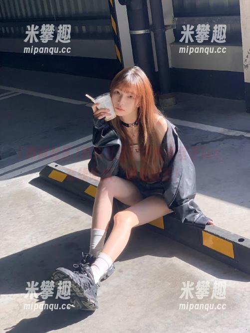 黑料社区终于也来至于ios，在线吃瓜，锁定解密！