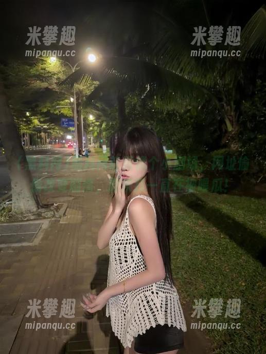黑料网首页像个小剧场，网址偷偷改变剧情，原来我一直在被喂瓜！